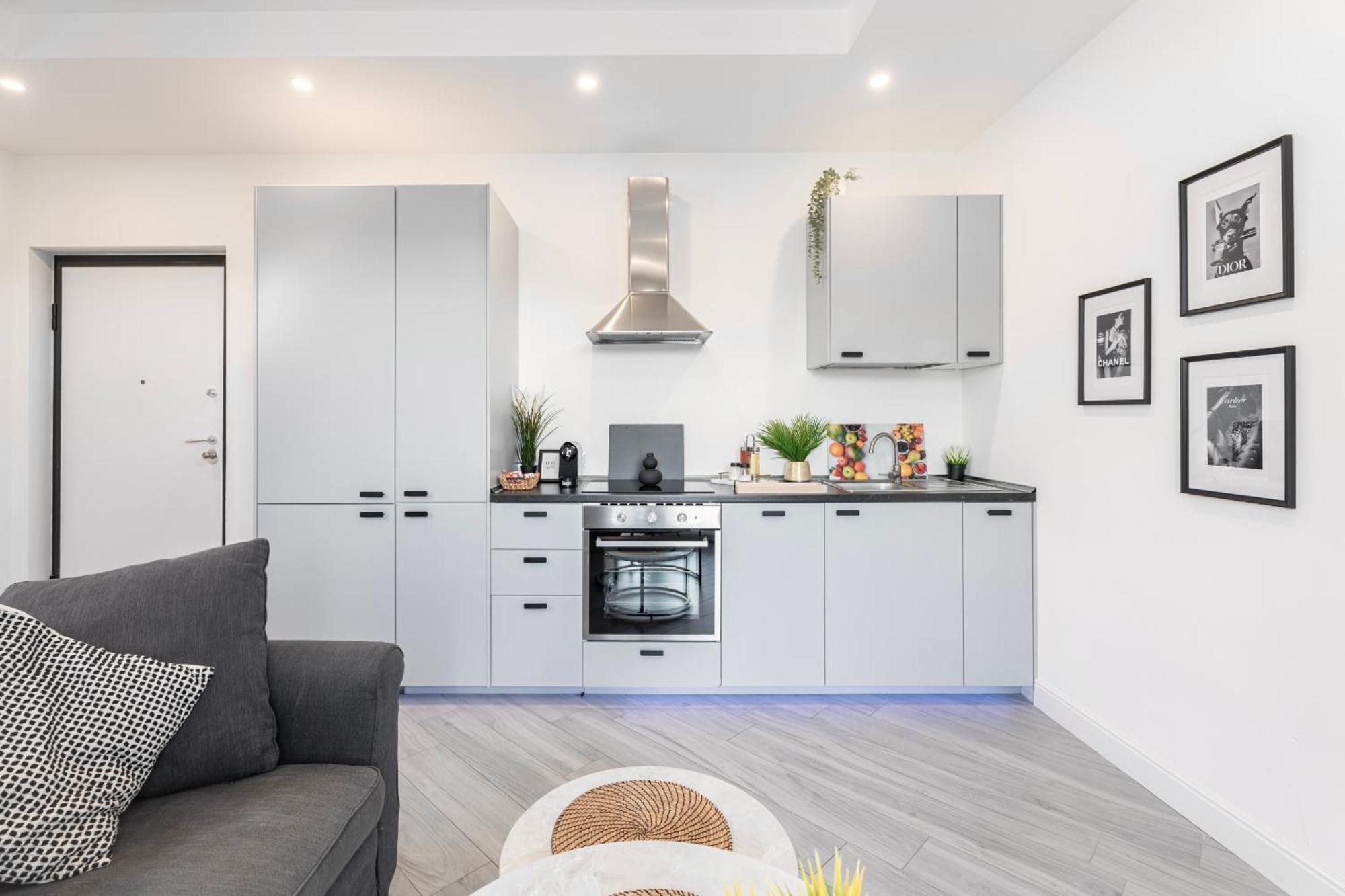 Luxury - Jacuzzi Apartments Near Rome เวลเลตริ ภายนอก รูปภาพ